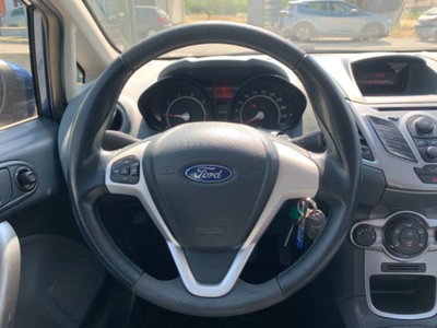 Ford Fiesta 1.2 82CV 5 porte (10)