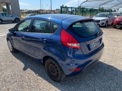 Ford Fiesta 1.2 82CV 5 porte (2)