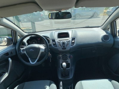 Ford Fiesta 1.2 82CV 5 porte (9)