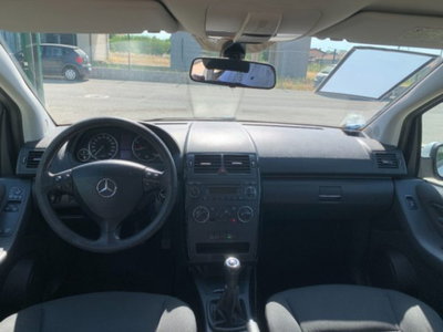 Mercedes-Benz Classe A 160 AUTOMATIC Executive (11)