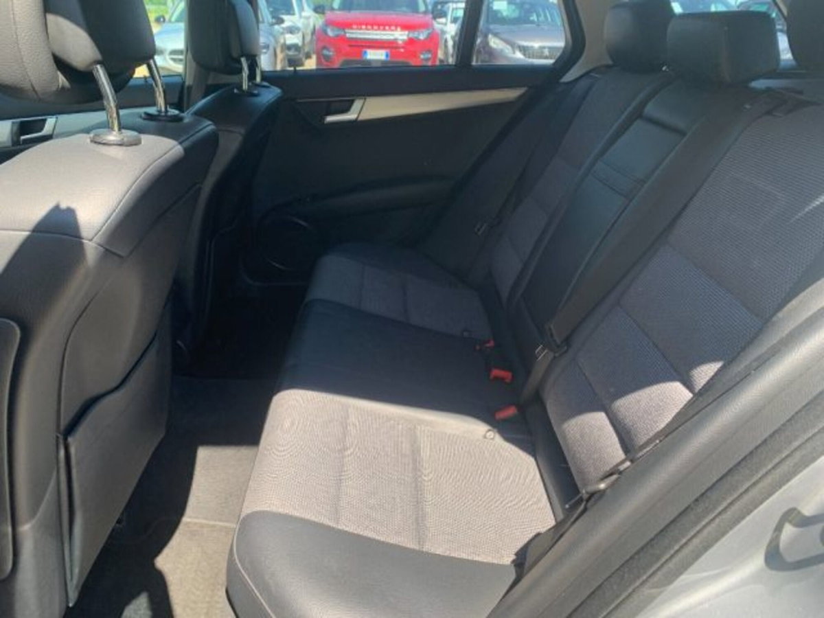 Mercedes-Benz Classe C Station Wagon 250 CDI BlueEFFICIENCY Avantgarde (10)