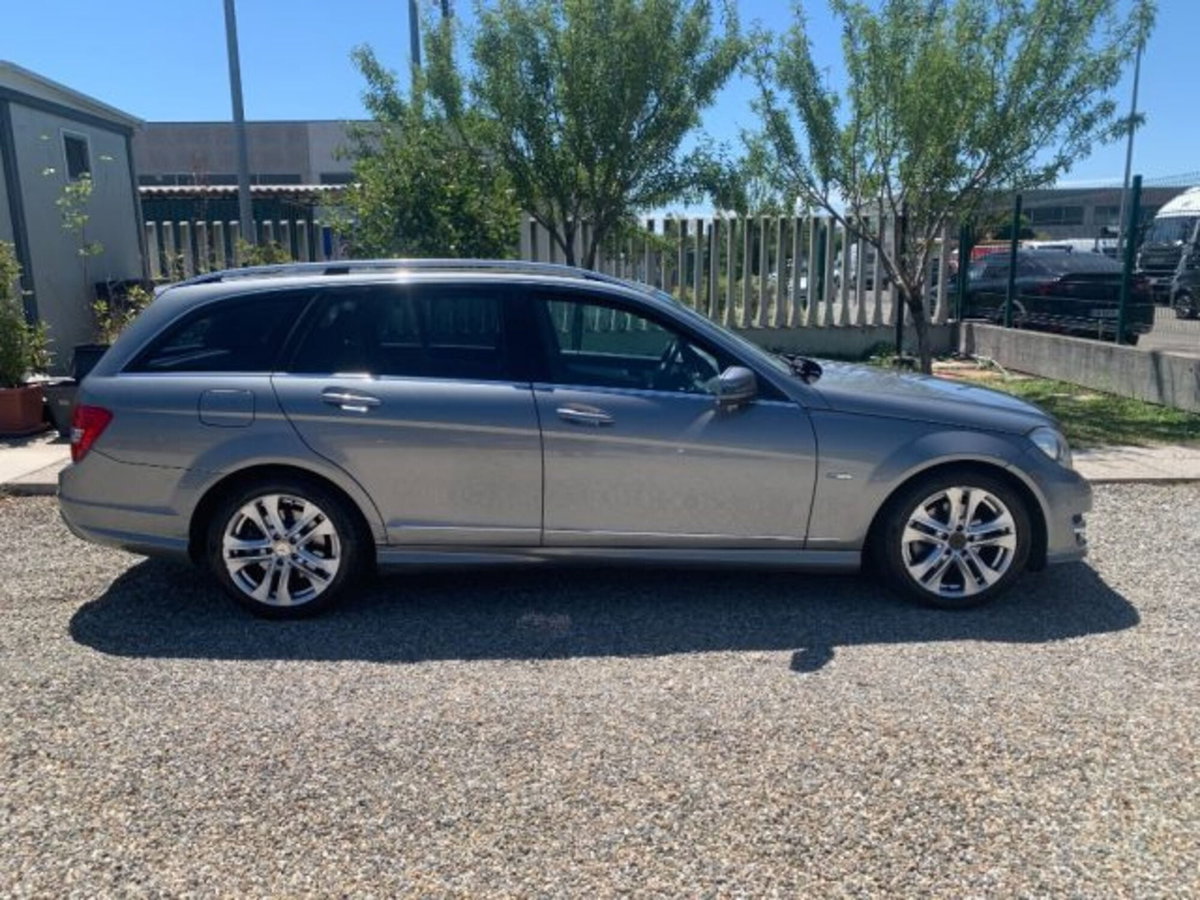 Mercedes-Benz Classe C Station Wagon 250 CDI BlueEFFICIENCY Avantgarde (4)