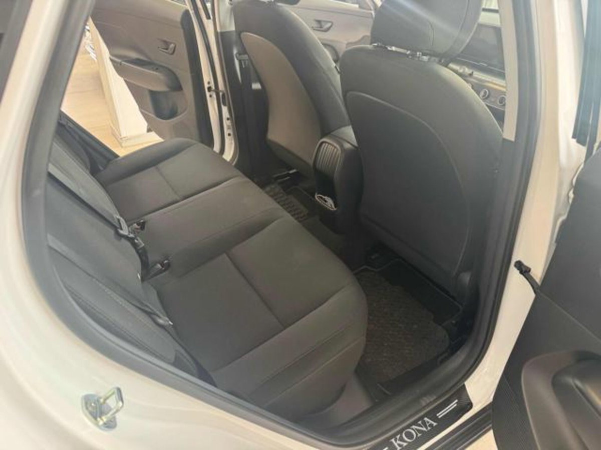 Hyundai Kona 1.0 t-gdi XTech 2wd 100cv mt (11)