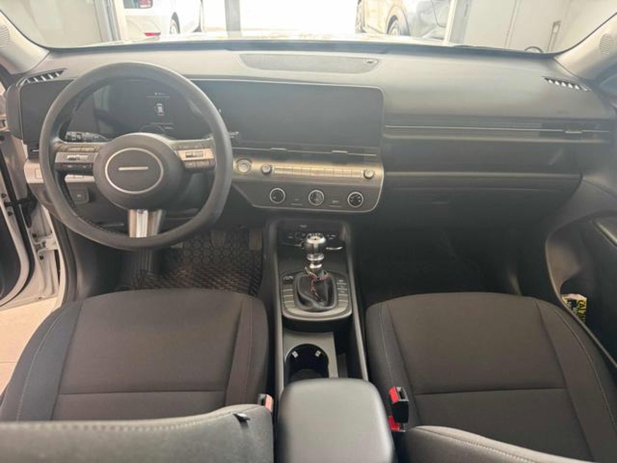 Hyundai Kona 1.0 t-gdi XTech 2wd 100cv mt (12)
