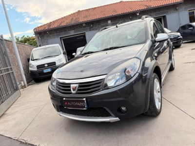 Dacia Sandero Stepway 1.6 8V GPL 85CV usata