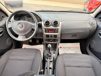 Dacia Sandero Stepway 1.6 8V GPL 85CV (2)