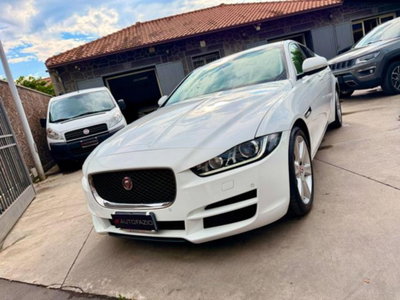 Jaguar XE 2.0 D Turbo 180 CV AWD aut. Prestige usata