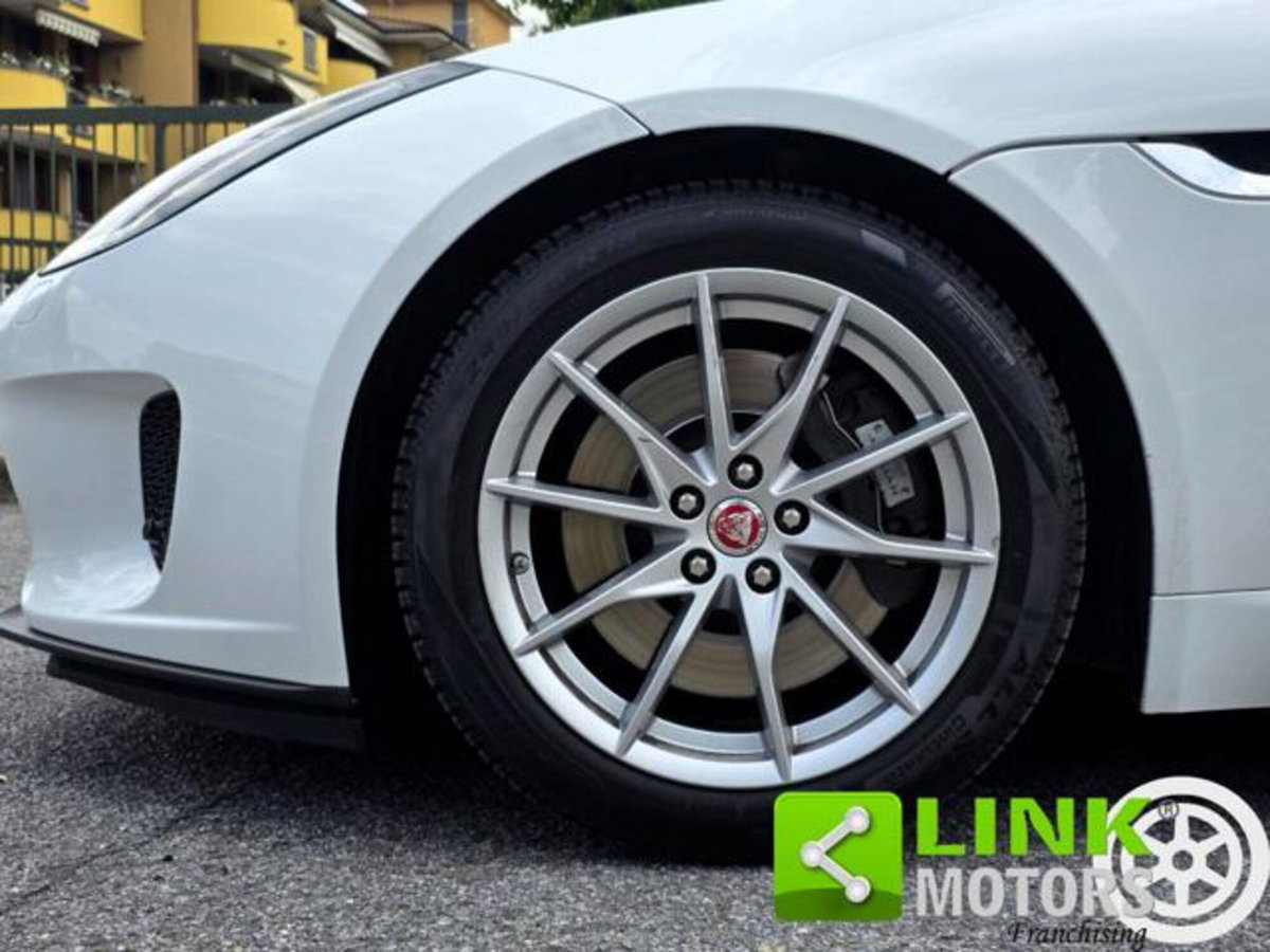 Jaguar F-Type Coupé Coupe 2.0 i4 R-Dynamic rwd 300cv auto (13)