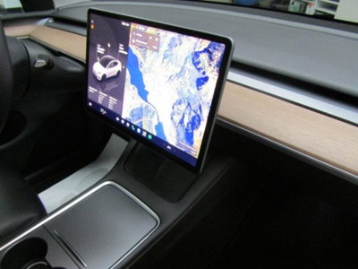 Tesla Model Y Long Range Dual Motor awd (19)