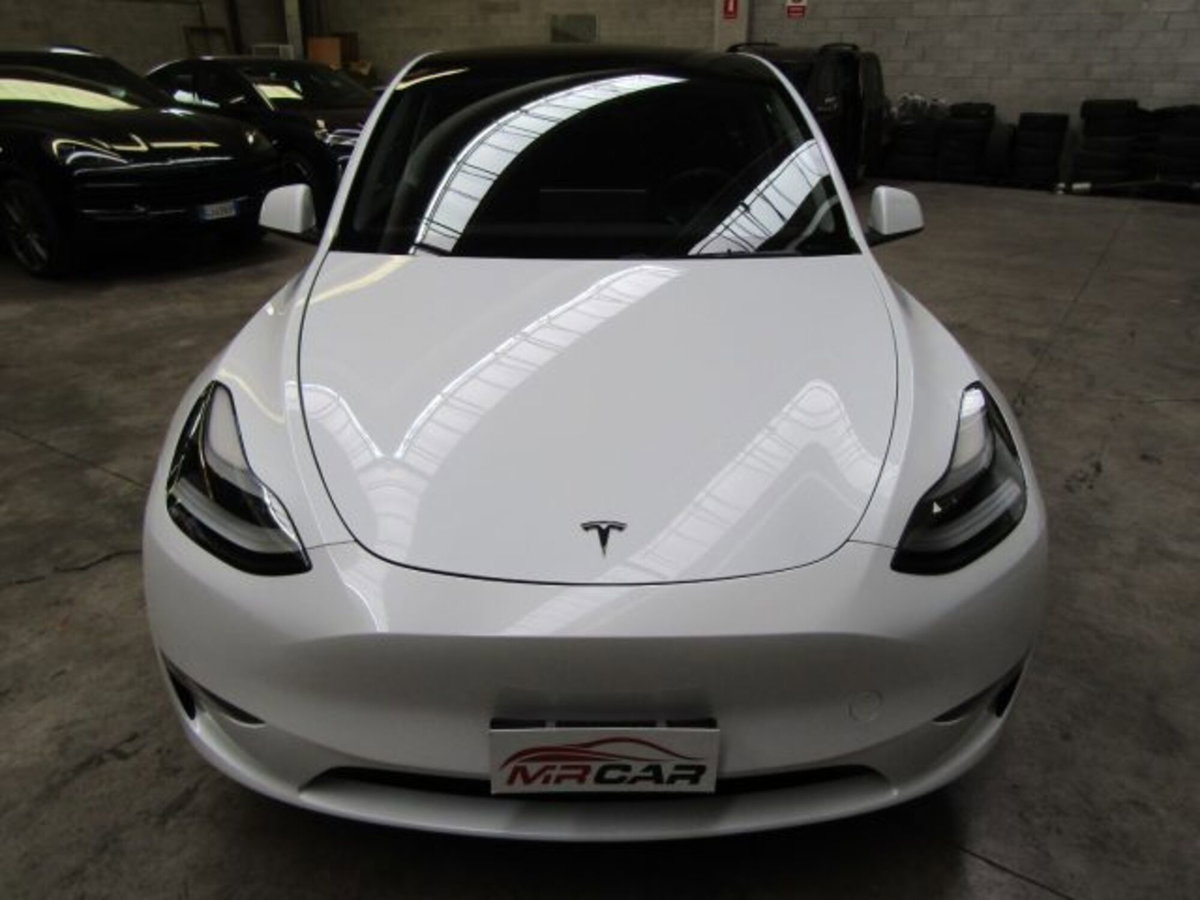 Tesla Model Y Long Range Dual Motor awd (2)