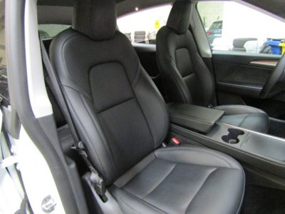 Tesla Model Y Long Range Dual Motor awd (20)