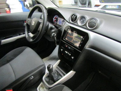 Suzuki Vitara 1.6 VVT V-Top (16)