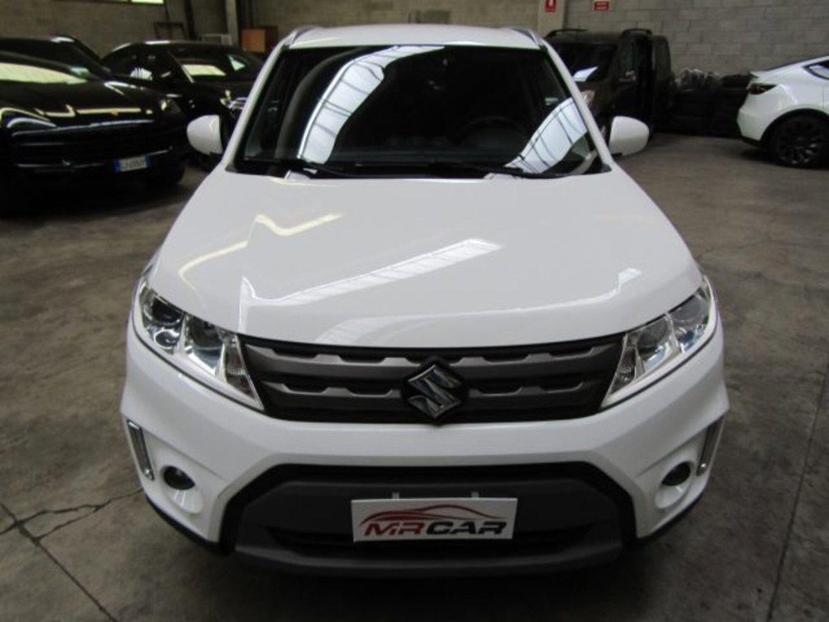Suzuki Vitara 1.6 VVT V-Top (2)