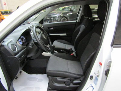 Suzuki Vitara 1.6 VVT V-Top (9)