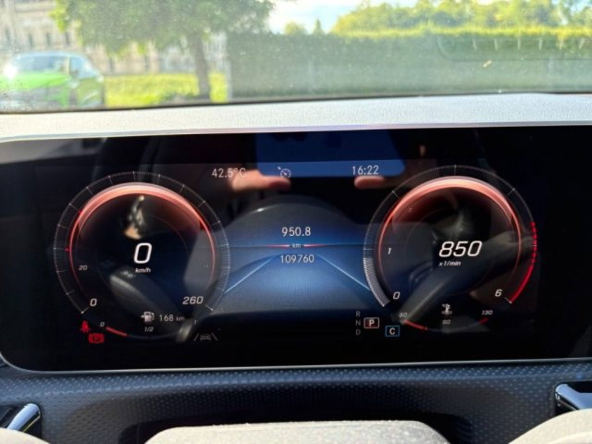 Mercedes-Benz Classe A Sedan 180 d Automatic 4p. Sport (12)
