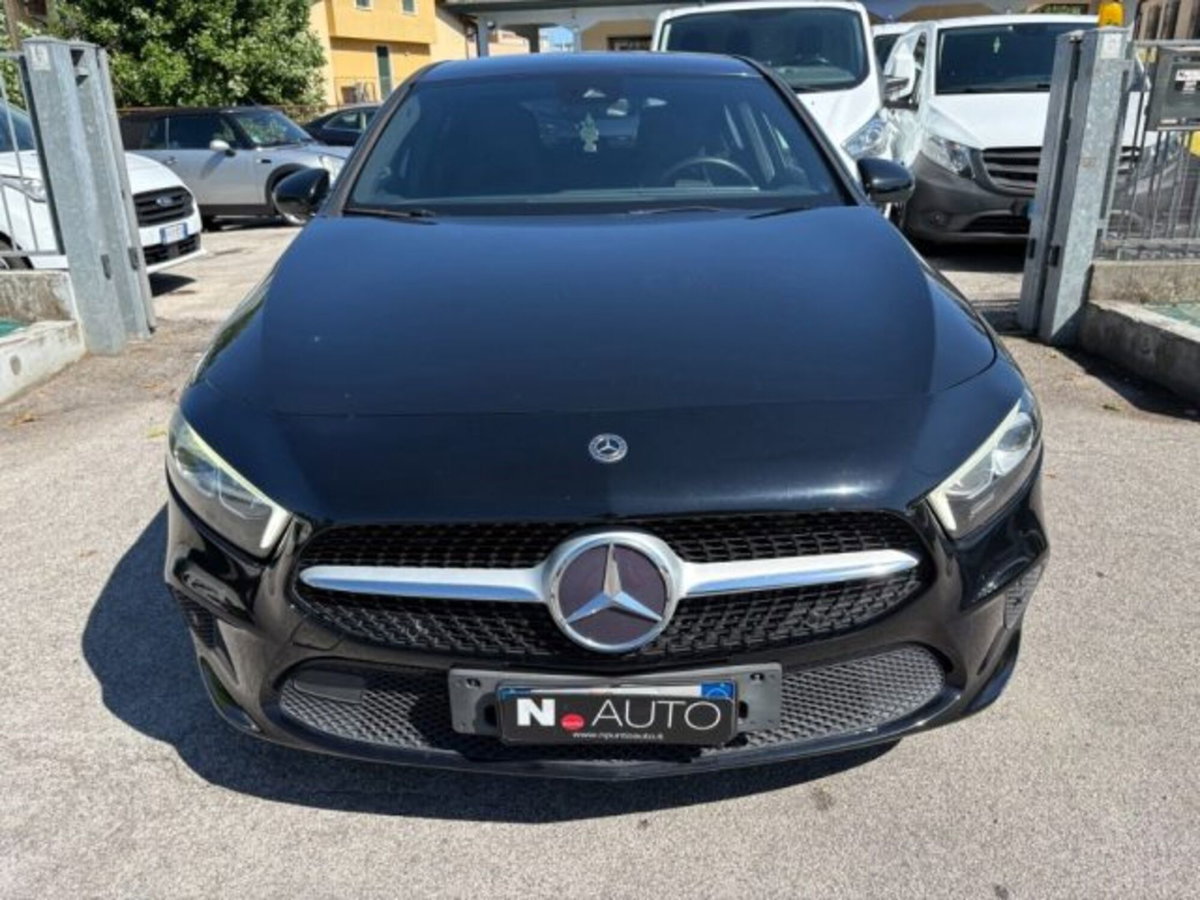 Mercedes-Benz Classe A Sedan 180 d Automatic 4p. Sport (7)