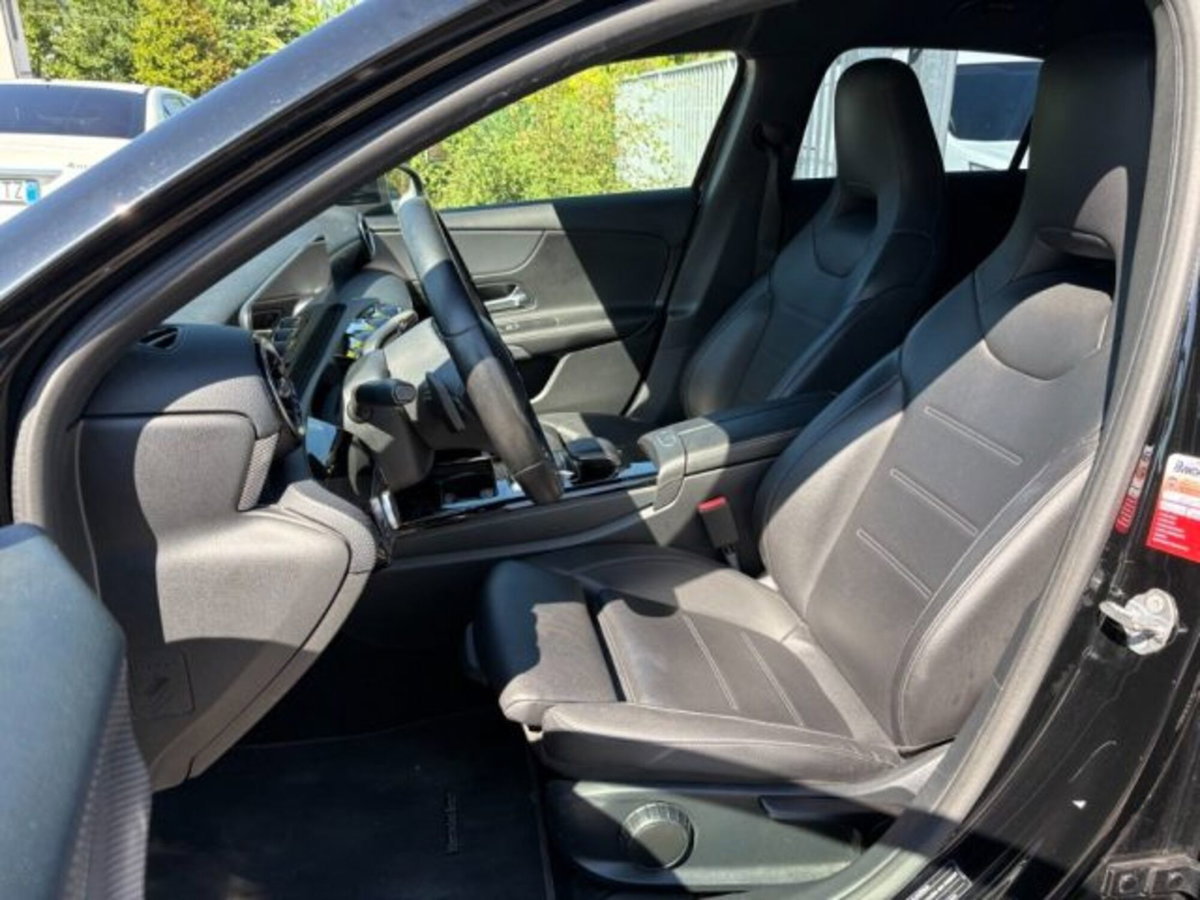 Mercedes-Benz Classe A Sedan 180 d Automatic 4p. Sport (8)