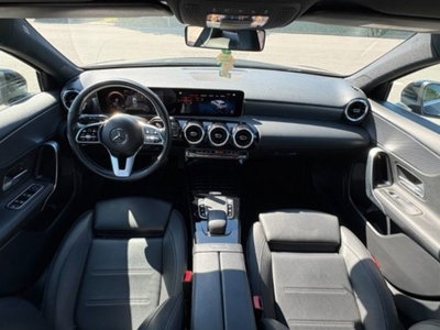 Mercedes-Benz Classe A Sedan 180 d Automatic 4p. Sport (9)