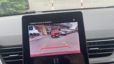 Renault Captur 1.2 eco-g Techno 120cv (12)