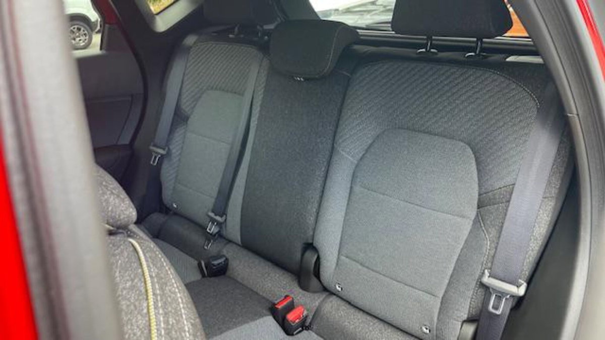Renault Captur 1.2 eco-g Techno 120cv (7)