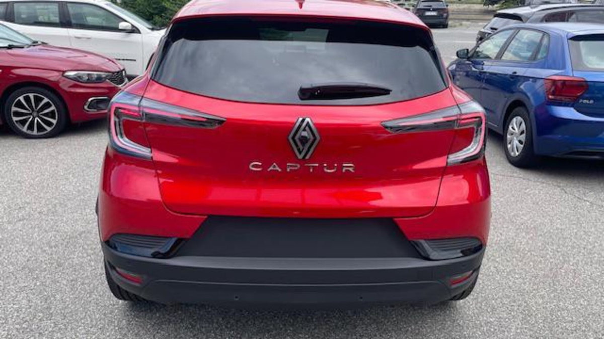 Renault Captur 1.2 eco-g Techno 120cv (9)