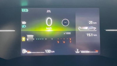 Renault Captur 1.2 eco-g Techno 120cv (12)