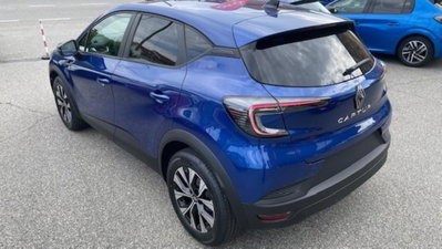 Renault Captur 1.2 eco-g Techno 120cv (4)