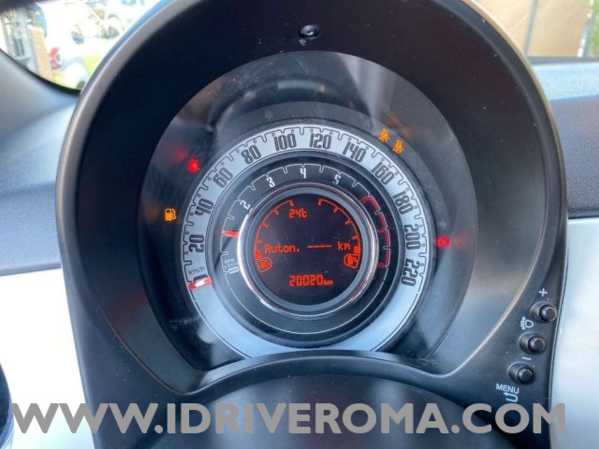 Fiat 500 1.0 Hybrid Connect (14)
