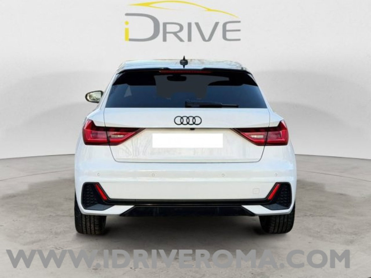 Audi A1 Sportback 30 1.0 tfsi S Line Edition 116cv s-tronic (5)