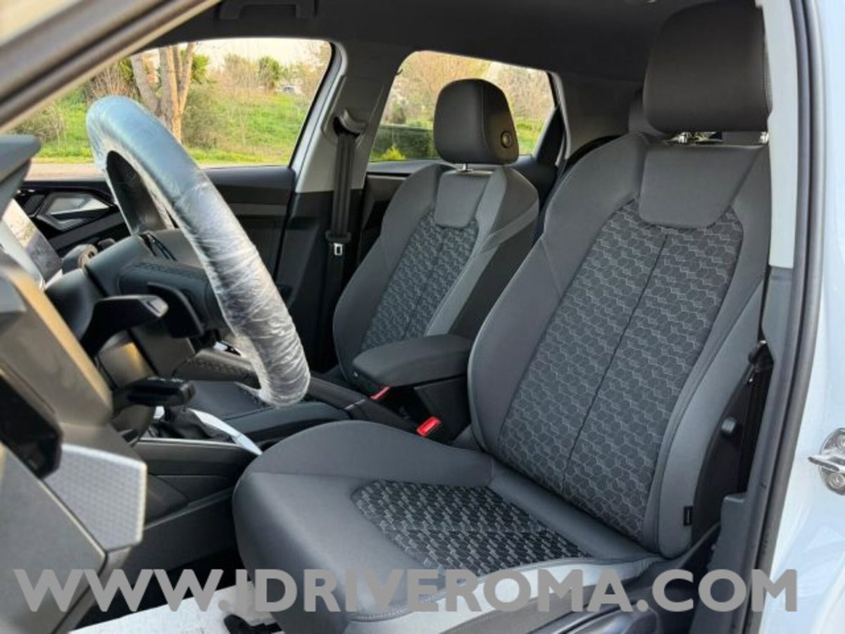 Audi A1 Sportback 30 1.0 tfsi S Line Edition 116cv s-tronic (8)