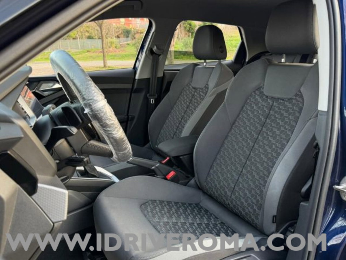 Audi A1 Sportback 30 TFSI S tronic Identity Black (9)