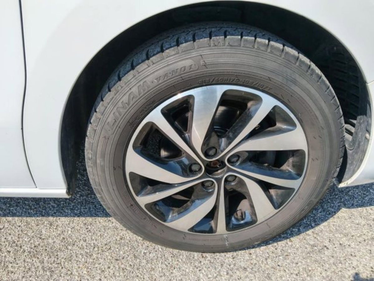 Citroen Spacetourer Space  BlueHDi 120 S&S XL Business (12)