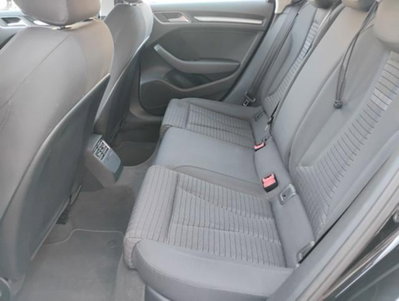 Audi A3 Sedan 1.6 TDI clean diesel Ambition (13)
