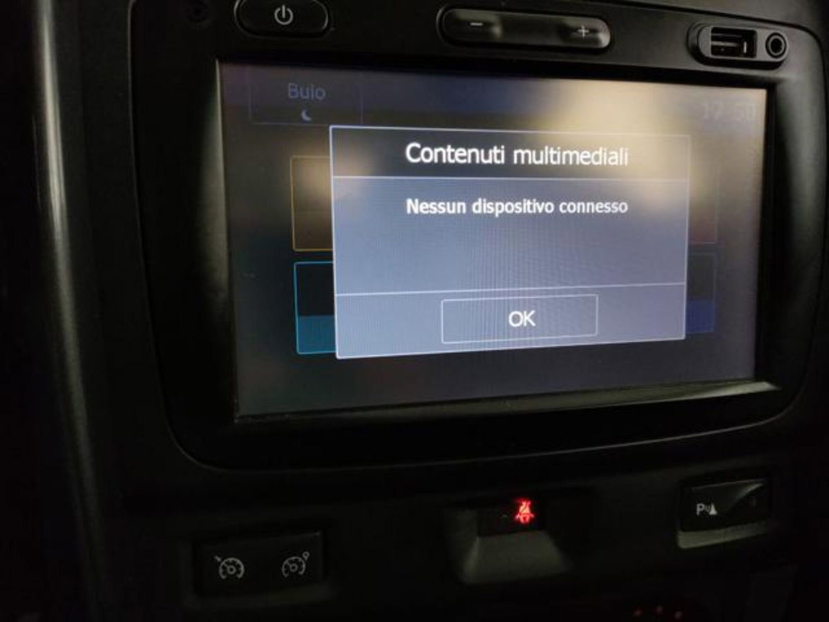 Dacia Duster 1.5 dCi 110CV S&S 4x2 Serie Speciale Ambiance Family (14)