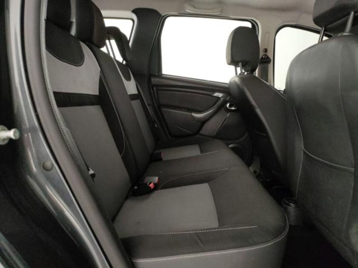 Dacia Duster 1.5 dCi 110CV S&S 4x2 Serie Speciale Ambiance Family (17)