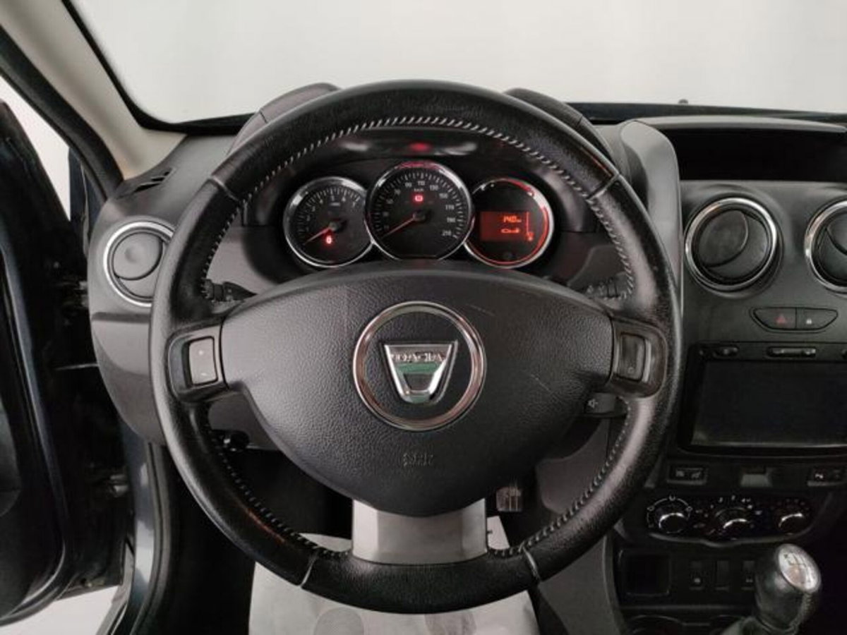 Dacia Duster 1.5 dCi 110CV S&S 4x2 Serie Speciale Ambiance Family (8)