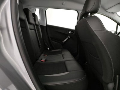 Peugeot 2008 120 S&S Allure (18)
