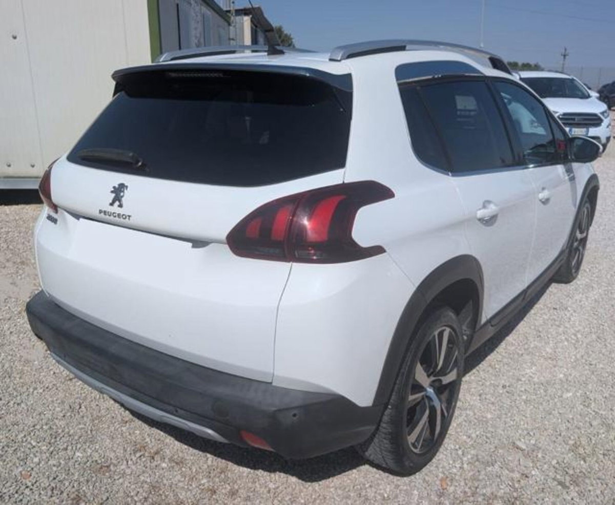 Peugeot 2008 100 S&S Allure (3)