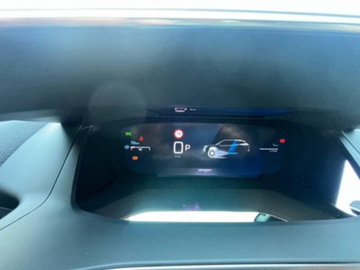 Peugeot 2008 1.2 hybrid GT 145cv e-dcs6 (16)