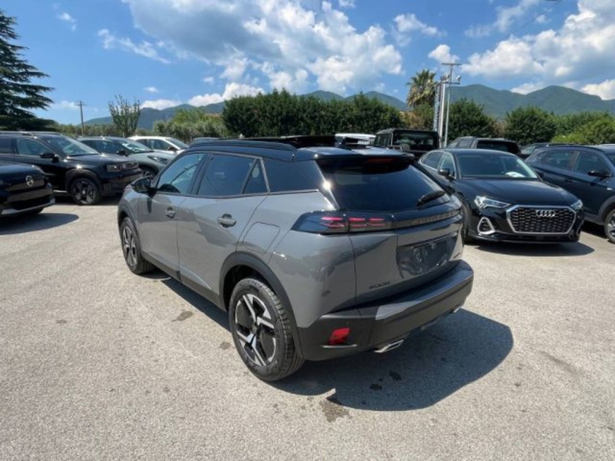 Peugeot 2008 1.2 hybrid GT 145cv e-dcs6 (4)