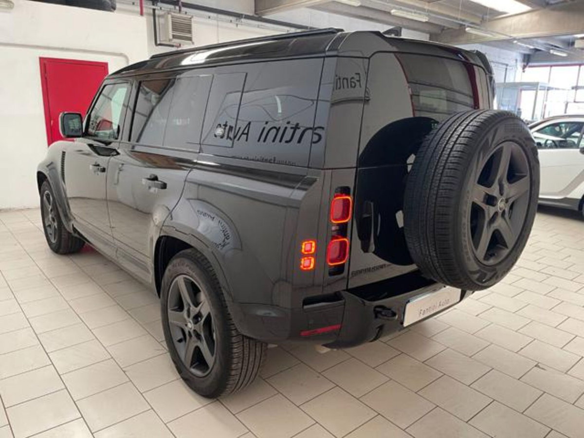 Land Rover Defender 110 3.0d mhev X-Dynamic SE awd 200cv auto 7p.ti (5)