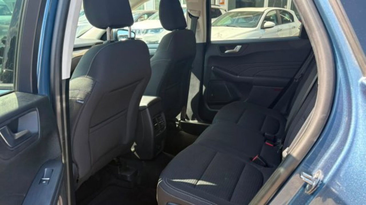 Ford Kuga 2.0 EcoBlue Hybrid 150 CV 2WD Titanium (17)