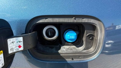 Ford Kuga 2.0 EcoBlue Hybrid 150 CV 2WD Titanium (18)
