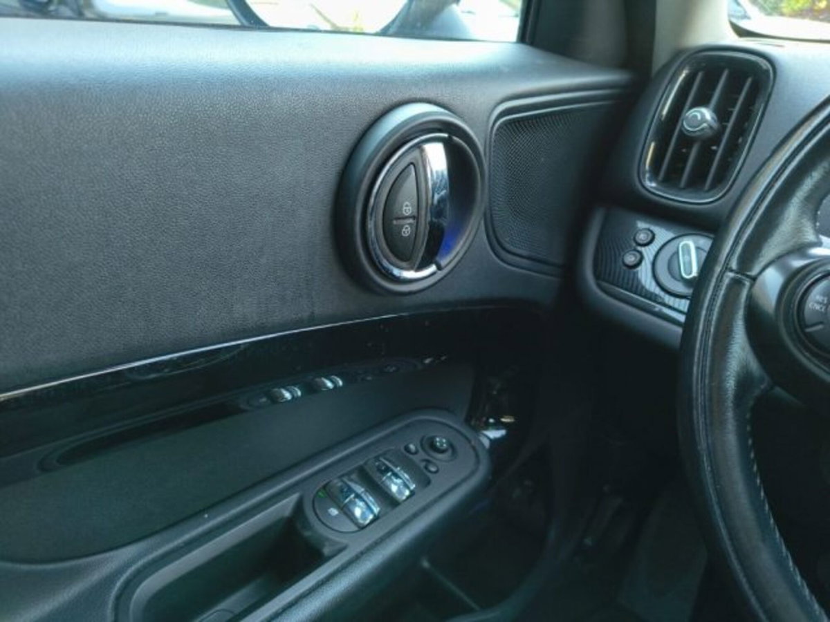 MINI Mini Countryman 2.0 Cooper D Hype Countryman ALL4 Automatica (15)