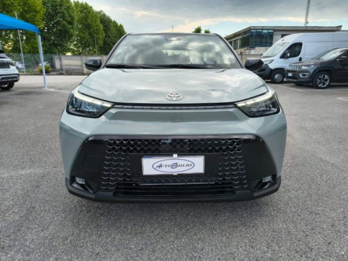 Toyota Aygo X 1.5 hybrid Icon e-cvt (2)