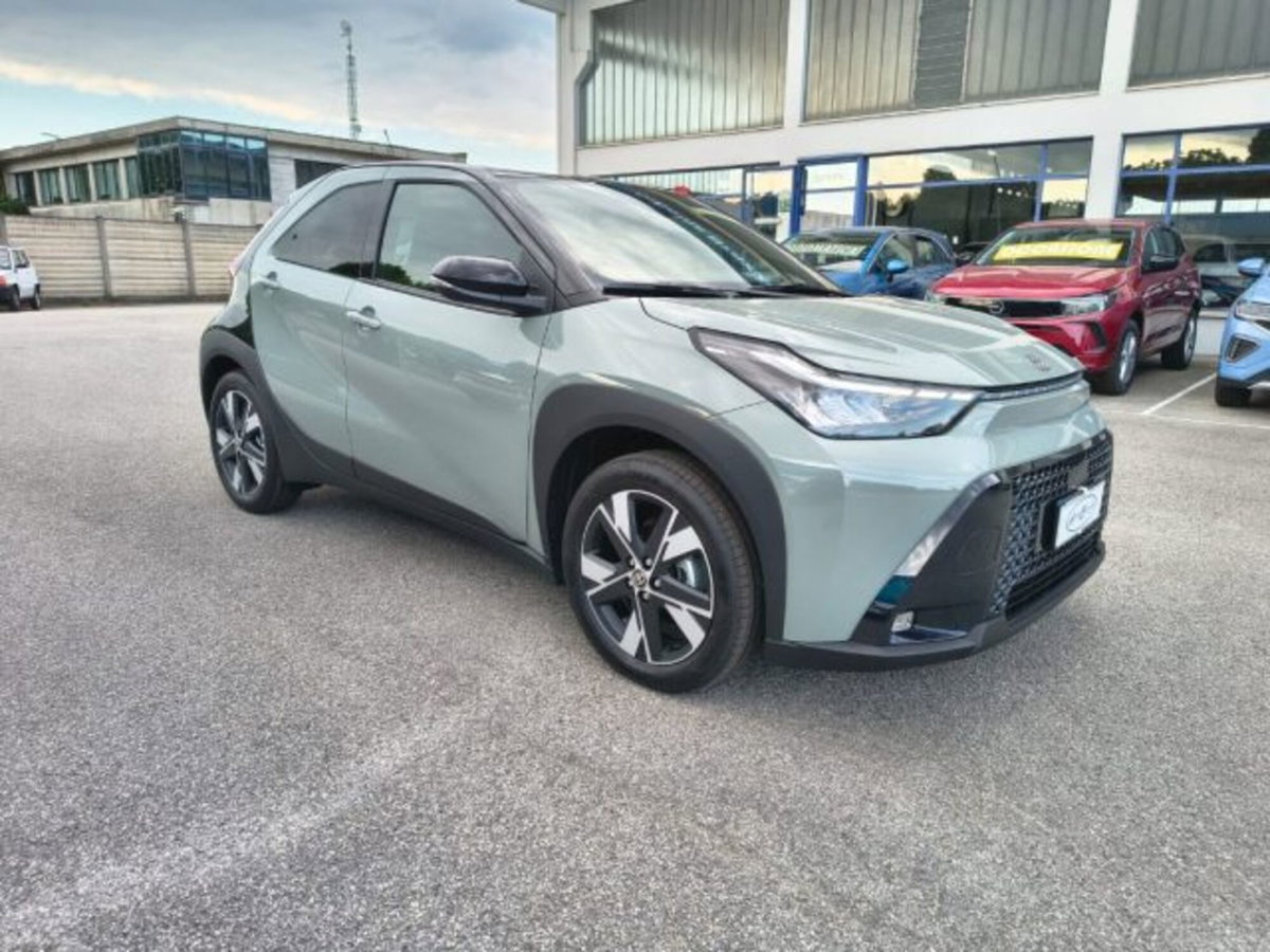 Toyota Aygo X 1.5 hybrid Icon e-cvt (3)
