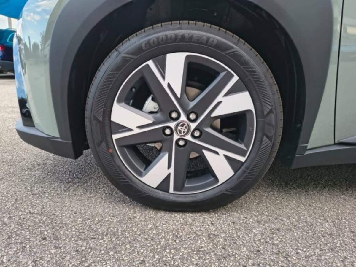 Toyota Aygo X 1.5 hybrid Icon e-cvt (8)