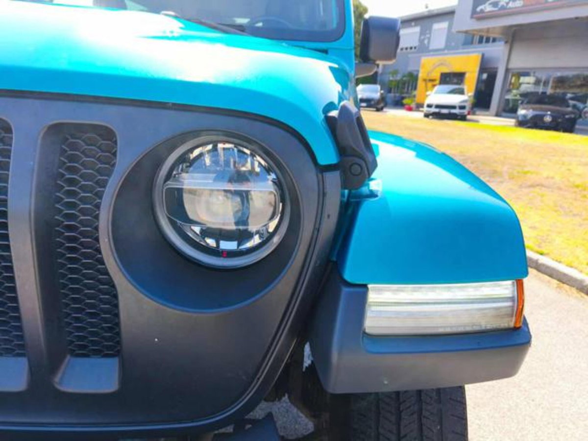 Jeep Wrangler Unlimited 2.2 Mjt II Night Eagle (10)