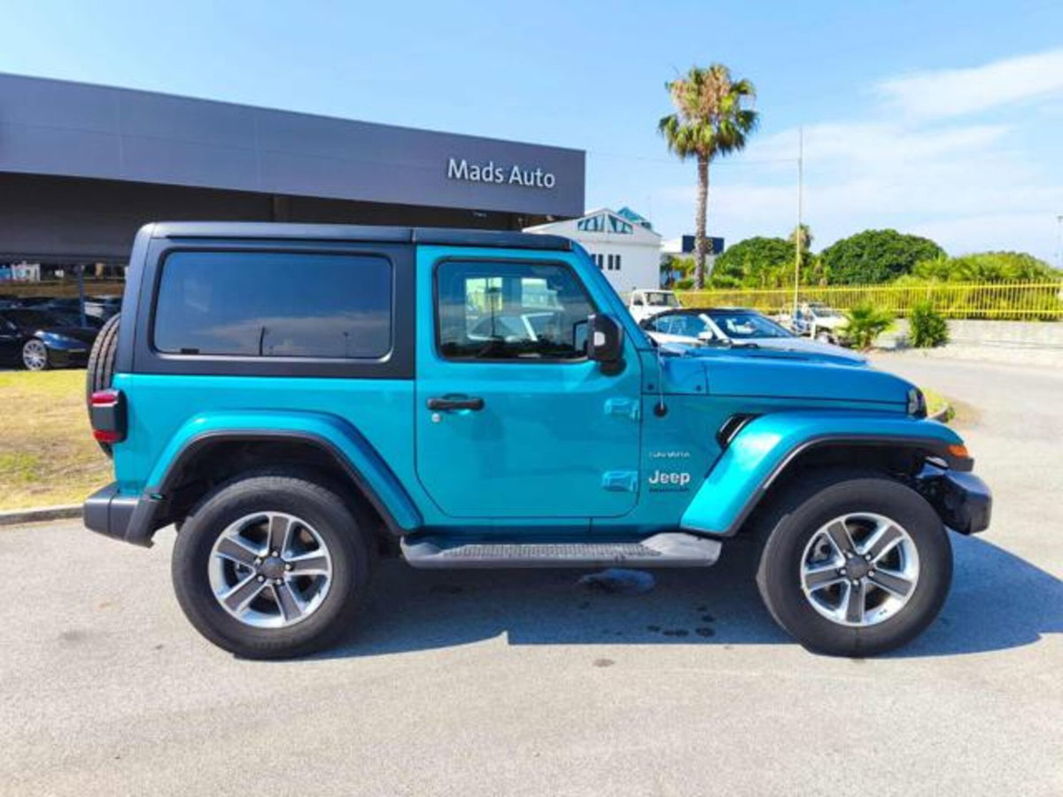 Jeep Wrangler Unlimited 2.2 Mjt II Night Eagle (4)