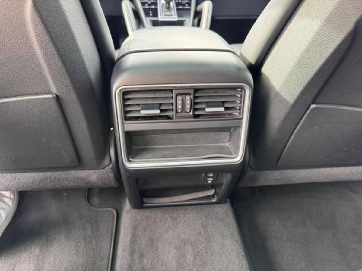 Porsche Cayenne Coupé 3.0 V6 (11)